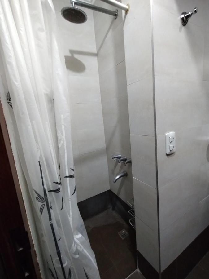 Hostel Terminal Мендоса Экстерьер фото